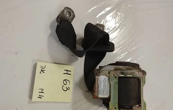 Mercedes-Benz A W168 Rear seatbelt 566185121BJ4397