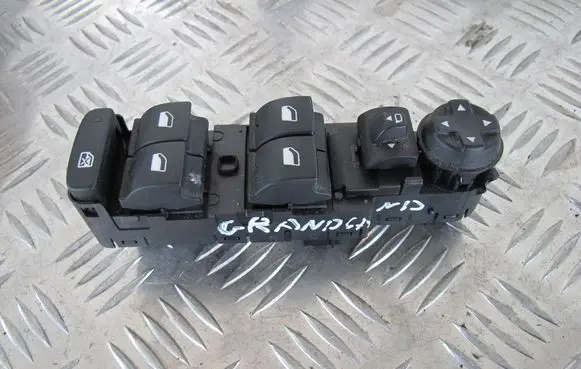 Opel Grandland X Quarter vent window switch 98423400ZD