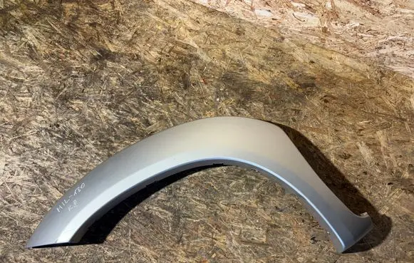 Toyota Hilux (AN10, AN20, AN30) Front arch trim 538480K010