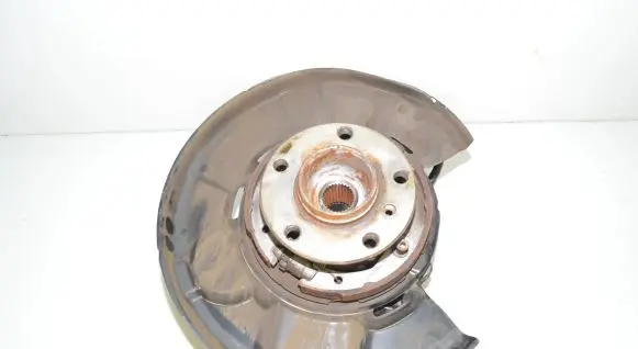 BMW 4 F36 Gran coupe Rear wheel hub 6797507 33326797507 6867265