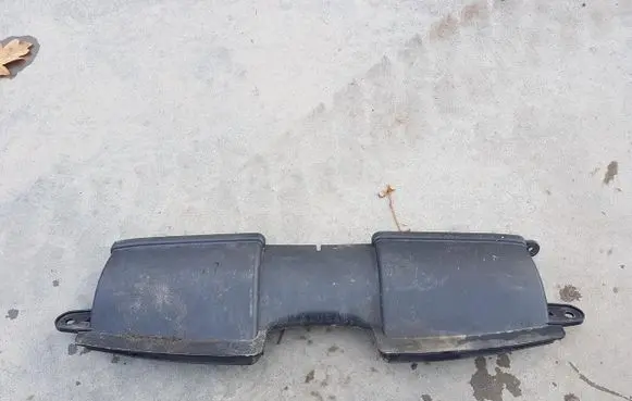 BMW 3 E90 E91 Radiator trim 7541738