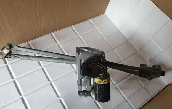 Audi A6 S6 C4 4A Front wiper linkage and motor 3397020259 4A1955023C
