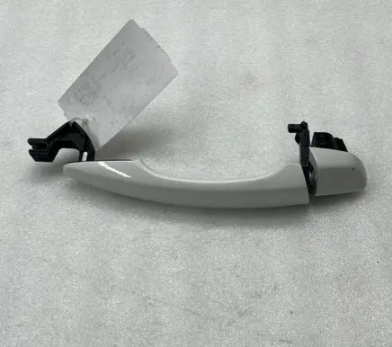 Opel Mokka B Rear door exterior handle 9686895877