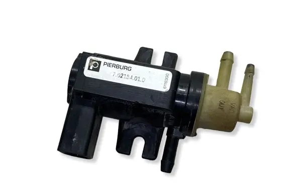 Audi A4 S4 B5 8D Turbo solenoid valve 70218400