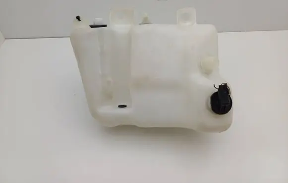 BMW 5 E39 Windshield washer fluid reservoir/tank 8361439