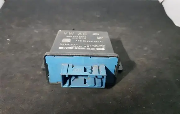 Audi A4 S4 B8 8K Light module LCM 8H0907357C