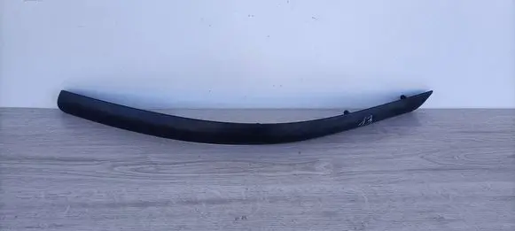 Ford Focus Front bumper splitter molding YS61-17E909