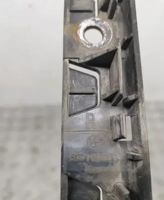 BMW 5 E60 E61 Front bumper mounting bracket 7066228