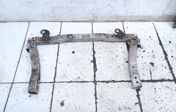 Opel Adam Bottom radiator support slam panel 13373525 428702815