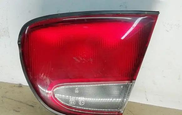 Mazda Xedos 6 Tailgate rear/tail lights 0431421 O431413