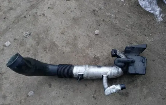 Ford Focus C-MAX Turbo air intake inlet pipe/hose