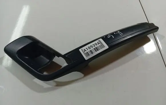 Volkswagen Polo IV 9N3 Other rear door trim element 