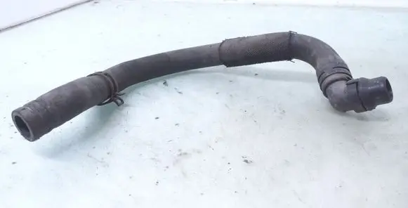 Mercedes-Benz C W204 Engine coolant pipe/hose 2048305596