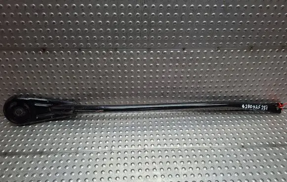 Opel Vivaro Radiator mount bracket S26301776 8200425787