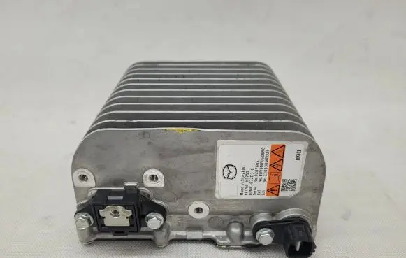 Mazda CX-30 Voltage converter inverter BDMC-67ZD3-E KE143KF755