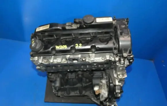 Mercedes-Benz C W205 Engine
