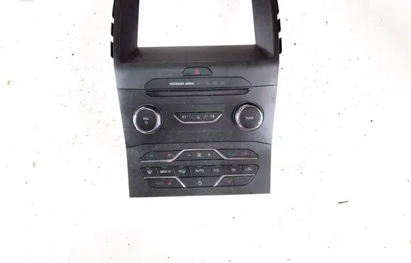 Ford S-MAX Climate control unit EM2T18E245AE