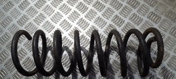 Jeep Cherokee Front coil spring