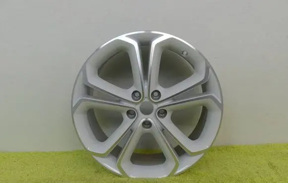 Opel Astra J R19 alloy rim 0p048