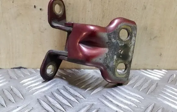 Opel Frontera A Rear door lower hinge