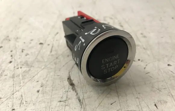 Toyota Auris 150 Engine start stop button switch 8961102011 2009DJ1026