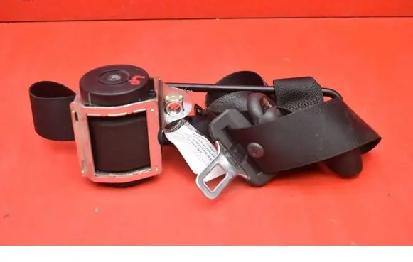 Opel Astra H Front seatbelt 13242307