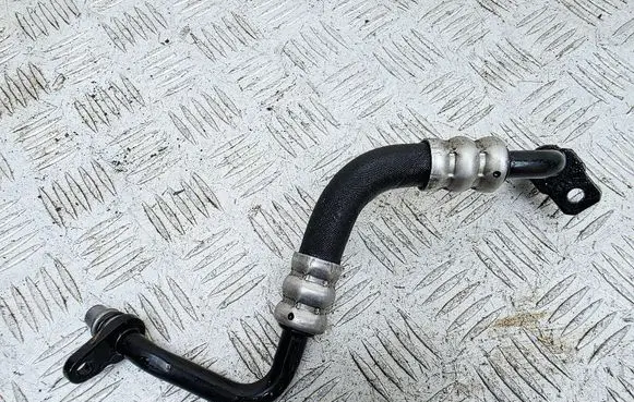 Volkswagen Atlas Gearbox oil cooler pipe/hose 3QF317820