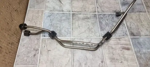 Fuel line pipe