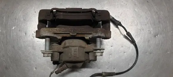 BMW 1 F20 F21 Front brake caliper w09091 13060AN