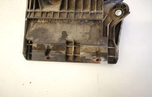 Ford Mondeo MK IV Battery bracket 6G9110663AD