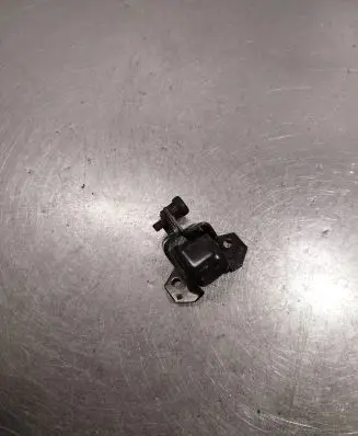 Peugeot Partner Sliding door middle roller runner 9680486580E