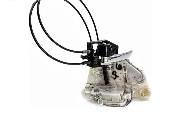 Suzuki Vitara (LY) Front door lock 8220254P00
