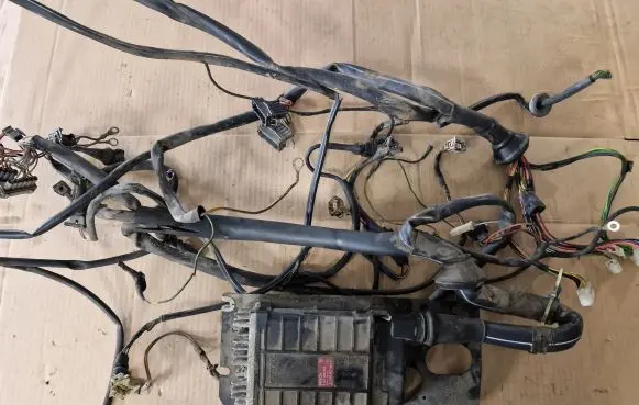 Volkswagen PASSAT B3 Engine installation wiring loom 191972525B