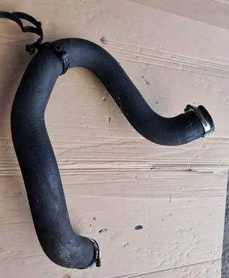 Citroen C4 II Picasso Intercooler hose/pipe 9820100780