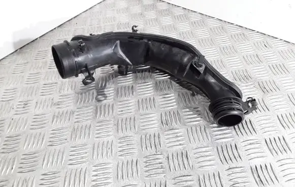 Citroen C4 Grand Picasso Turbo air intake inlet pipe/hose M06021A152