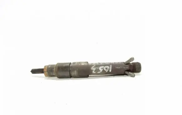 Skoda Octavia Mk1 (1U) Fuel injector 038130201G