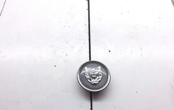 Jaguar XJ X308 Original wheel cap 