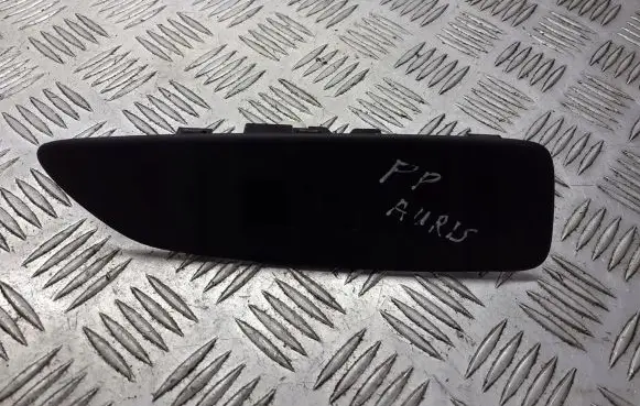 Toyota Auris 150 Quarter vent window switch 74231-02530