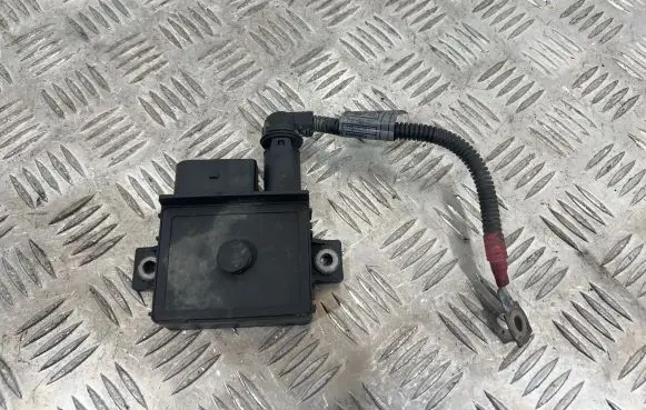 BMW 1 E81 E87 Glow plug pre-heat relay 7801200