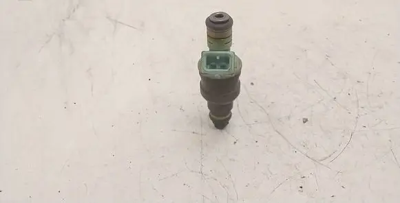 BMW 5 E39 Fuel injector 0280150415