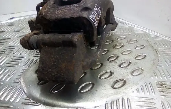 Chrysler Pacifica Front brake caliper
