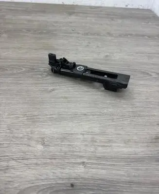 Skoda Octavia Mk3 (5E) Seat belt height adjuster 8V0857819A