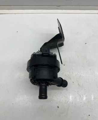 Renault Captur II Electric auxiliary coolant/water pump 039202450R 210111061R 240930F