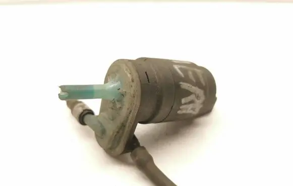 Nissan Primera Windscreen/windshield washer pump