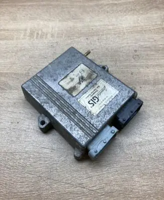 Ford Focus Fuel injection control unit/module 67R010157 0238649205