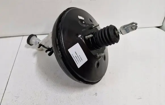 Nissan Juke I F15 Master brake cylinder