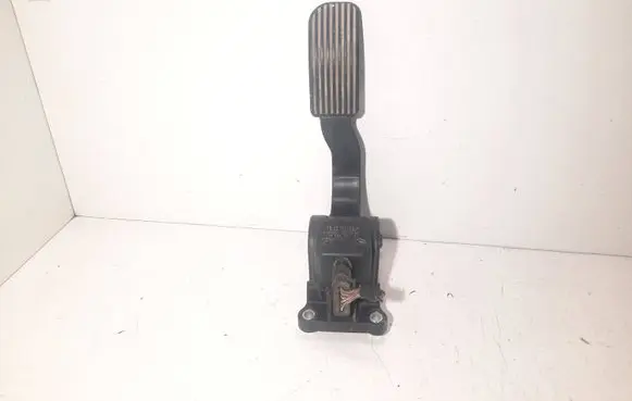 Mercedes-Benz Vito Viano W639 Accelerator throttle pedal A9063000304