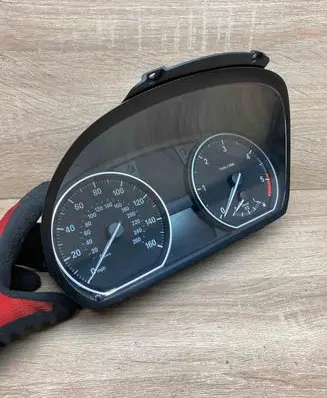 BMW 1 E81 E87 Speedometer (instrument cluster) 9141478 1041568