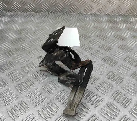 Audi A8 S8 D2 4D Engine bonnet/hood lock/latch loop/hook 4D0823485C