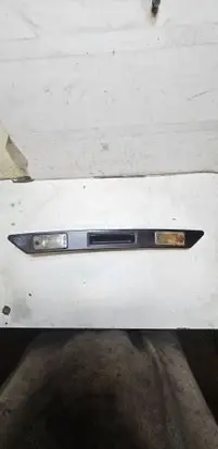 Audi A4 S4 B7 8E 8H Trunk door license plate light bar 8P48275743FZ